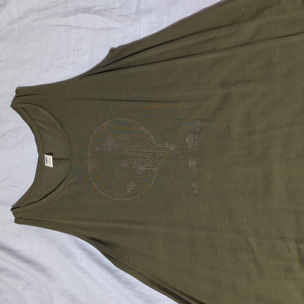 M Old Navy Tank Top